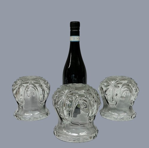 Vintage moulded clear - x,