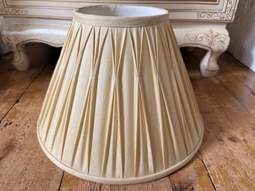 Laura ashley pleated - laura, silk