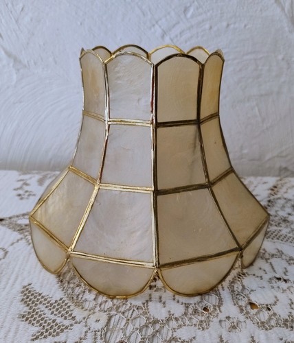Vintage capiz shell light - capiz, /