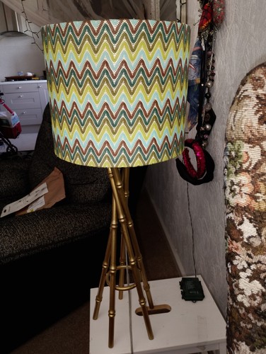 Table lamp with chevron - table,